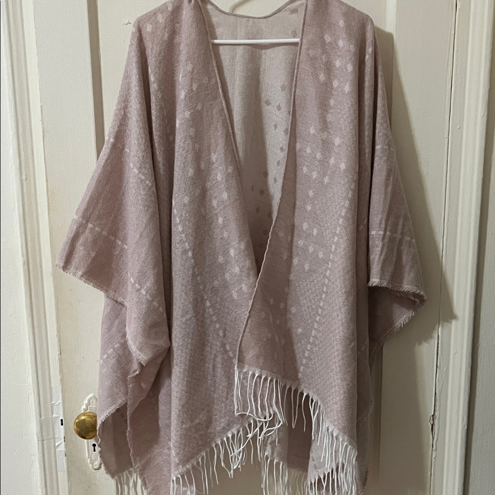 Gentle Fawn Soft Pink Fringed Wrap